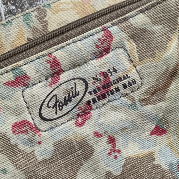 Fossil | 0.59 Original Premium Bag Muted Floral Canvas & Leather Crossbody Bag - Picture 9 of 10